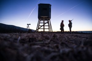 Ambush Hunting-Blinds_Bow-Full-Draw-in-Blind