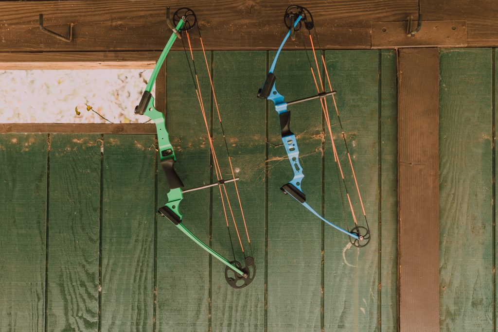 Choosing the Right Traditional Bow - Bowhunter